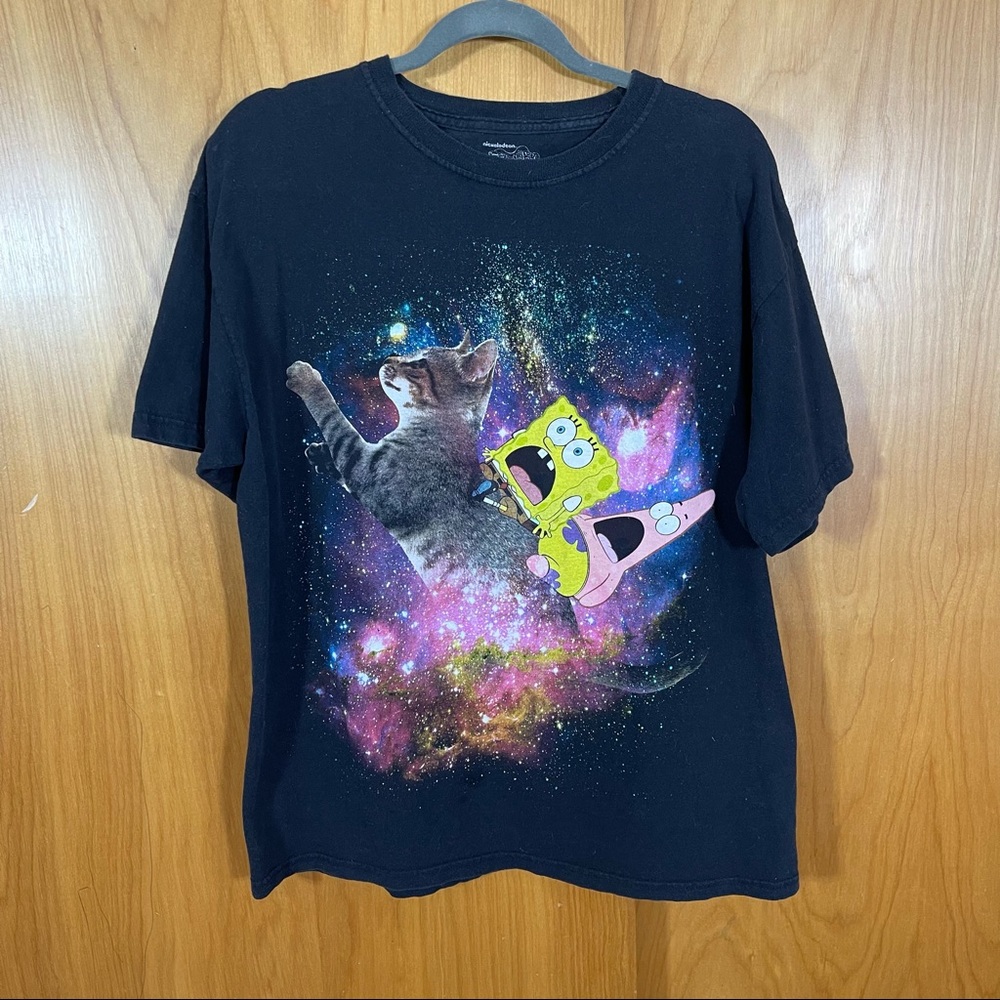 Nickelodeon SpongeBob, Fun Graphic Print T-Shirt, Size Large Good used condition